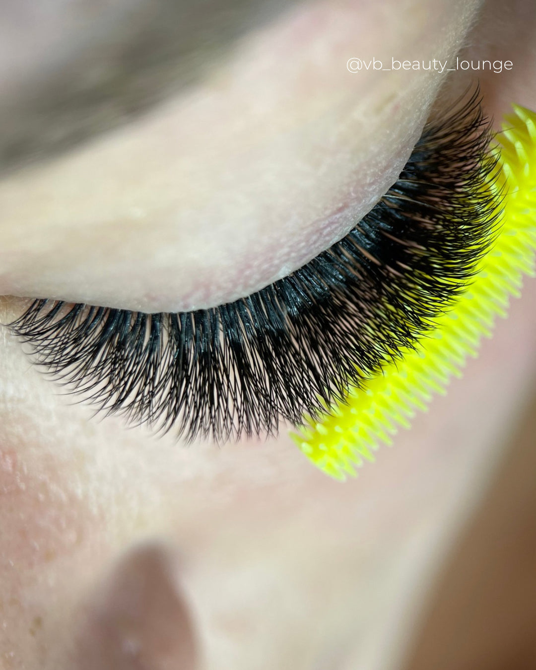 Semi-Permanent Lashes