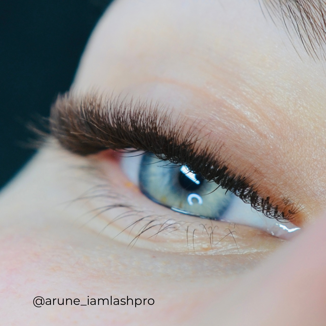 Dark Brown eyelash extensions. 0.07 rich brown lashes