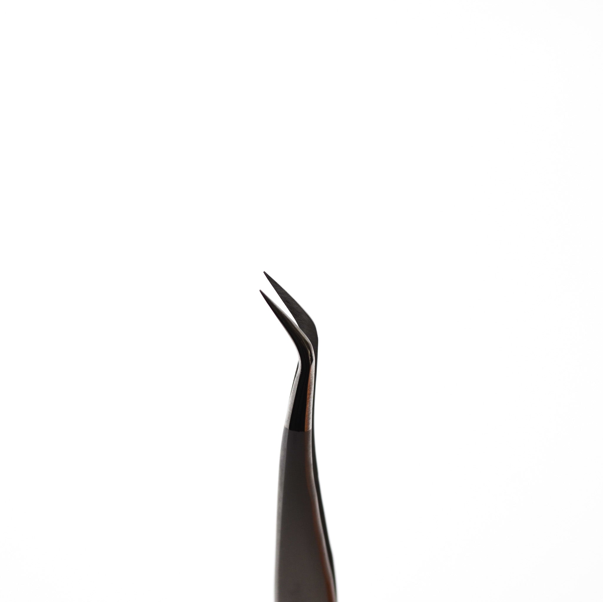Professional eyelash tweezers